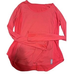 Under Armour Vented Back Pocket Hot Pink Long Sleeve Shirt